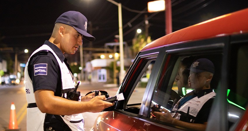 Aplica Policía Municipal 263 entrevistas durante operativo de alcoholimetría el fin de semana
