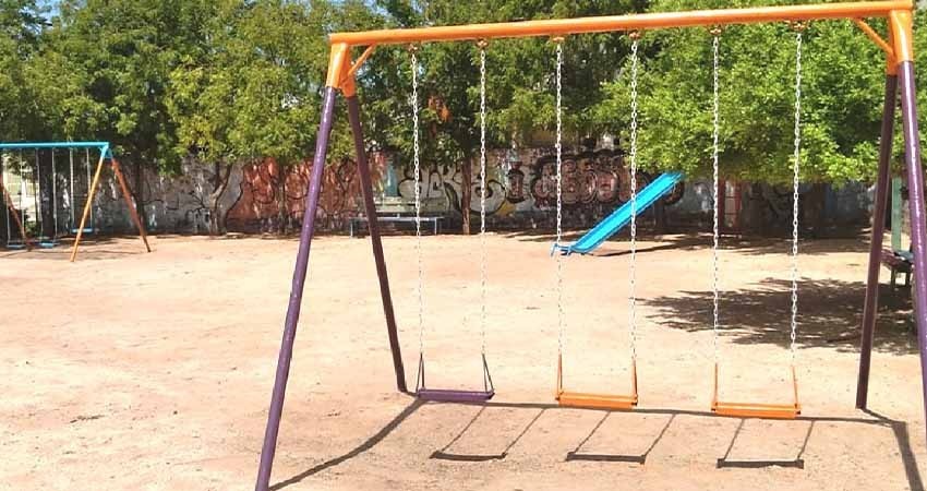 Inicia Servicios Públicos de La Paz rehabilitación de columpios de 8 parques en la ciudad