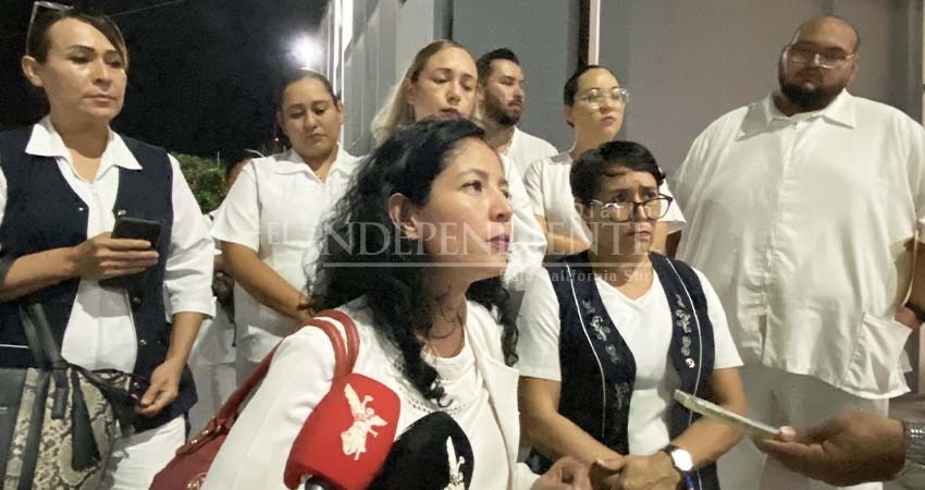 Autoridades siguen sin otorgar soluciones contundentes al personal de salud del Salvatierra e INSABI Autoridades siguen sin otorgar soluciones contundentes al personal de salud del Salvatierra e INSABI