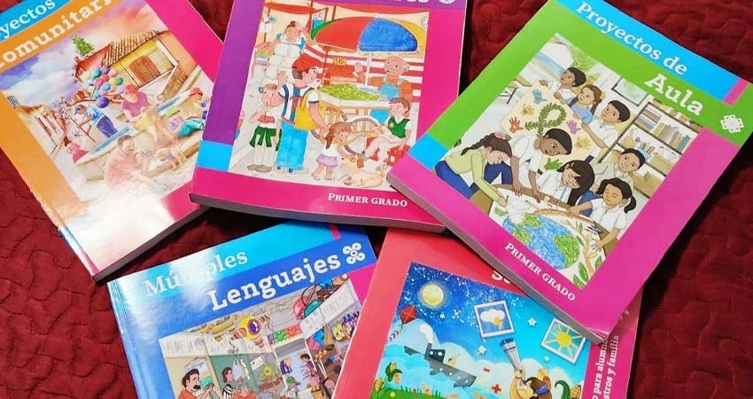 Hasta 20 mil pesos cuesta ampararse contra los nuevos libros de texto: Rafael Loera Hasta 20 mil pesos cuesta ampararse contra los nuevos libros de texto: Rafael Loera