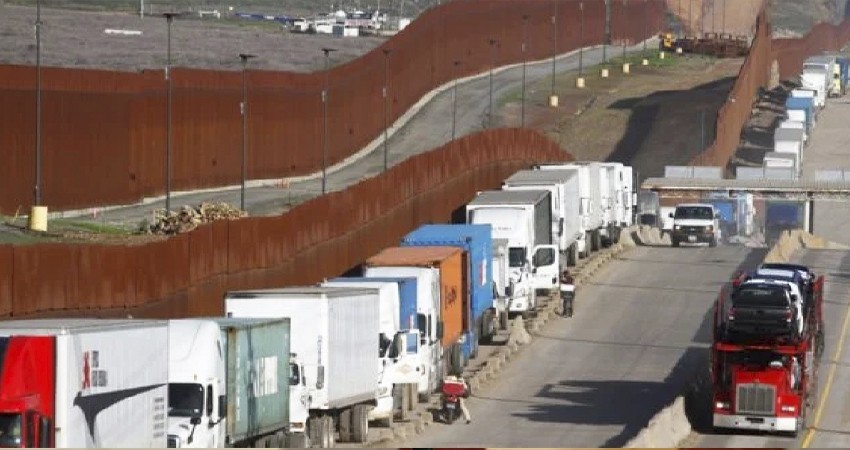 Paro de frontera con Texas genera impacto por 1,900 mdd en comercio de México y EU Paro de frontera con Texas genera impacto por 1,900 mdd en comercio de México y EU