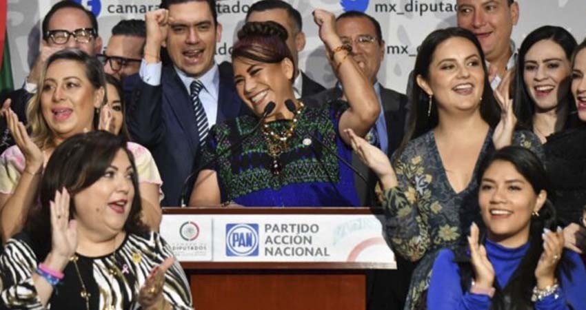Diputada Adela Ramos renuncia a Morena y se une al PAN