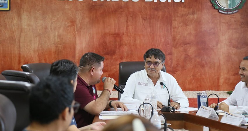 Firman convenio de colaboración INDEM y el equipo de fútbol profesional Los Cabos United