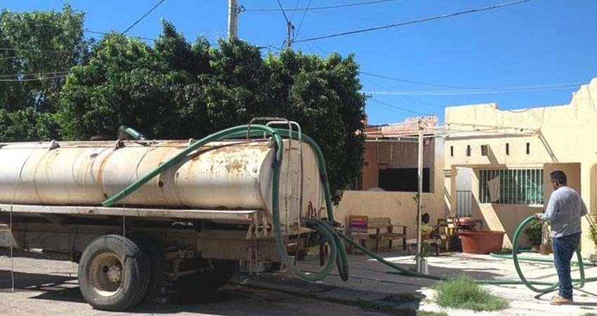 Más de 750 familias fueron atendidas con el plan emergente de entrega de agua en pipas tras el paso del huracán “Norma”: OOMSAPAS La Paz