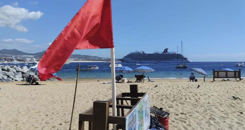 Exhortan a la población a respetar los señalamientos de banderas en playas del municipio de Los Cabos