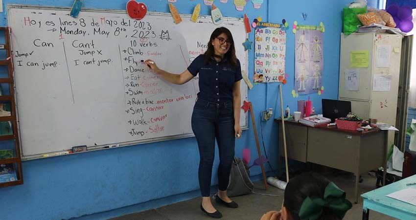 Atienden maestros de inglés en BCS una matrícula superior a 39 mil alumnos