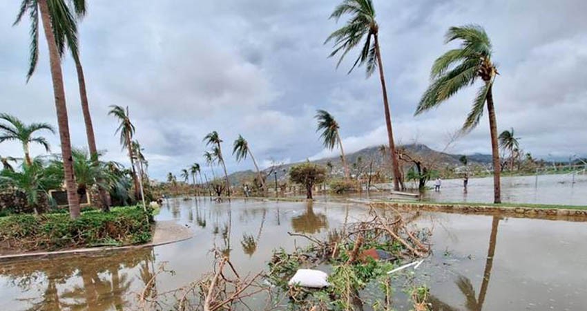 AMLO promete 3 mil cuartos de hoteles y torneo de tenis en Acapulco tras Otis