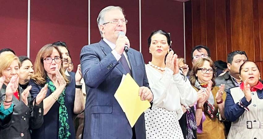 Marcelo Ebrard anuncia que se queda en Morena Marcelo Ebrard anuncia que se queda en Morena