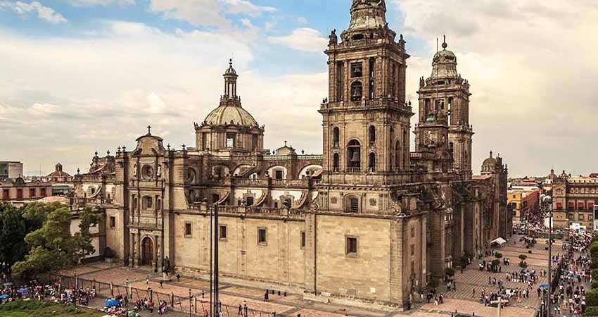 Iglesia pide a precandidatas a la Presidencia trabajar en equipo por México Iglesia pide a precandidatas a la Presidencia trabajar en equipo por México