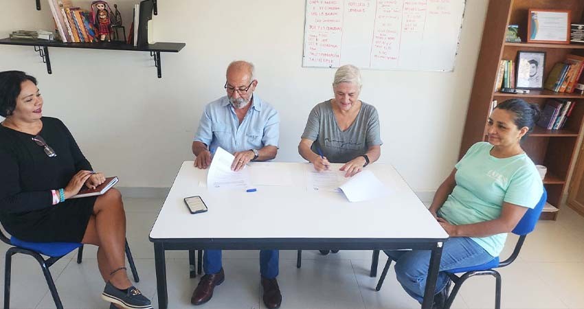 Refrendan convenio de colaboración UABCS Los Cabos y la A.C. Yo Reciclo