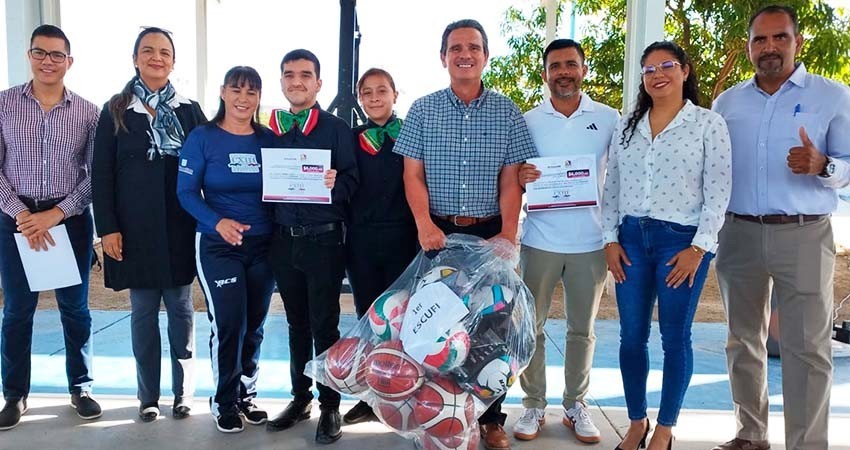 INSUDE premia creatividad en tablas rítmicas del desfile del 113 aniversario de la revolución mexicana