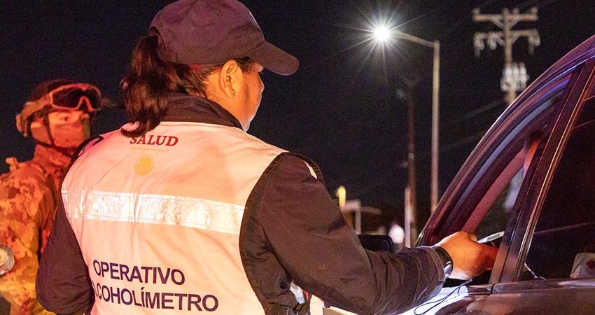 Durante operativo de alcoholimetría se infraccionaron a 19 conductores que rebasaban niveles de alcohol Durante operativo de alcoholimetría se infraccionaron a 19 conductores que rebasaban niveles de alcohol