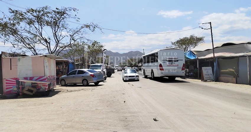 Benefician a 3 mil familias de La Ballena con agua, otras 3 mil tendrán que esperar