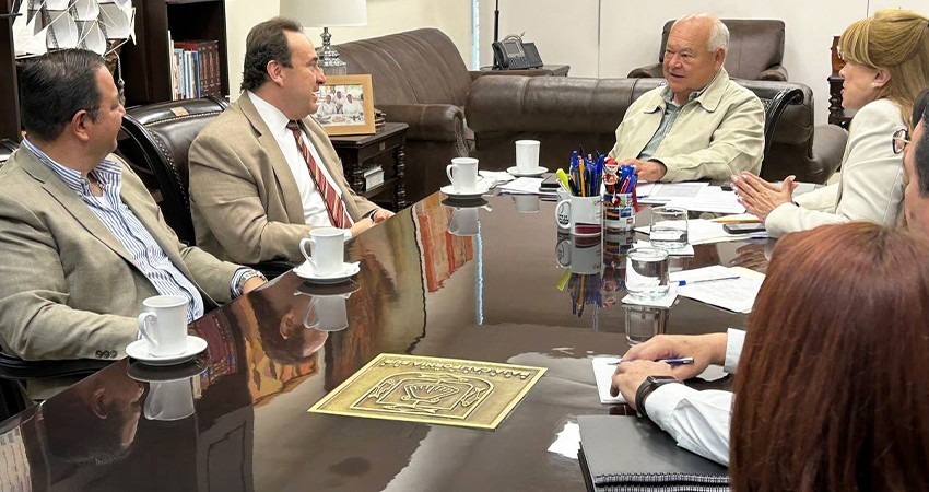 Recibe gobernador de BCS, visita de cortesía de embajador de Guatemala