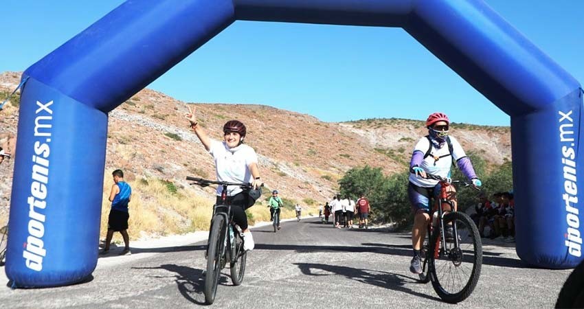 Más de 500 participantes en el paseo por Balandra 2023