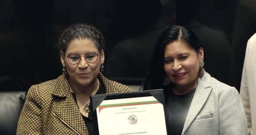 Lenia Batres toma protesta como nueva ministra de la Suprema Corte de Justicia de la Nación Lenia Batres toma protesta como nueva ministra de la Suprema Corte de Justicia de la Nación