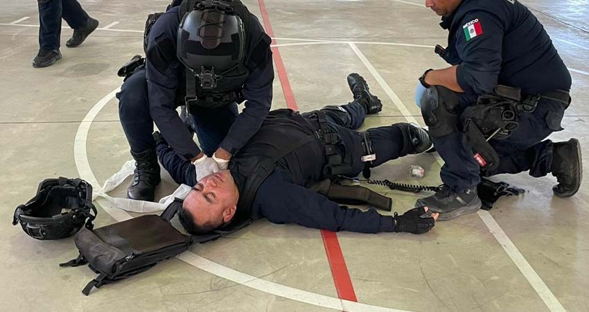 Policías estatales son capacitados en medicina táctica por la UNIPOL Policías estatales son capacitados en medicina táctica por la UNIPOL