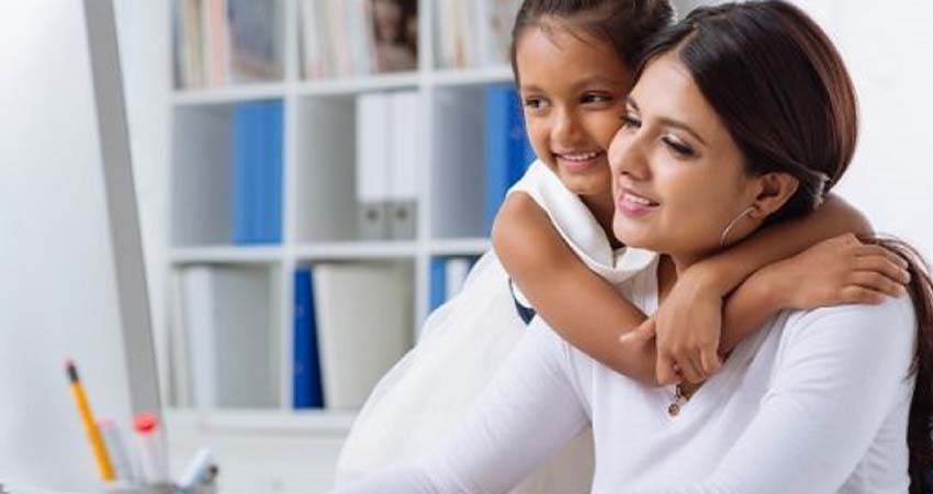 Presentan propuesta de horario flexible y empleo híbrido para mamás Presentan propuesta de horario flexible y empleo híbrido para mamás