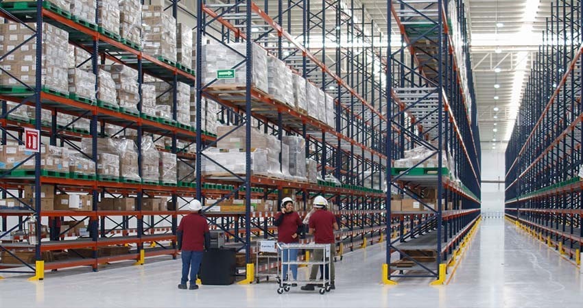 Megafarmacia entregará medicamentos a domicilio: AMLO Megafarmacia entregará medicamentos a domicilio: AMLO