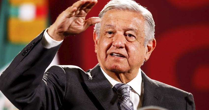 AMLO anuncia propuesta de reforma para que el salario mínimo aumente siempre más que la inflación