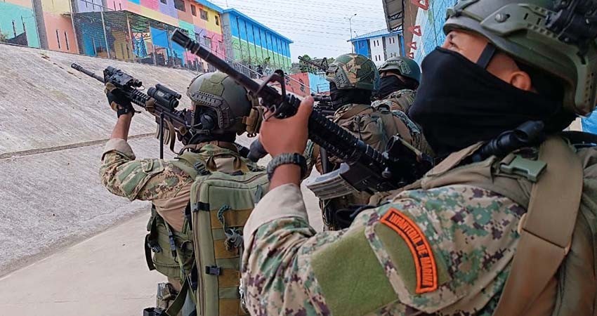 Ecuador en estado de excepción y toque de queda Ecuador en estado de excepción y toque de queda