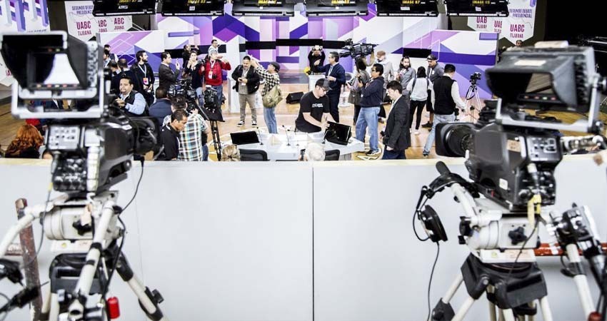 Tres debates presidenciales serán obligatorios para candidaturas, ordena INE Tres debates presidenciales serán obligatorios para candidaturas, ordena INE