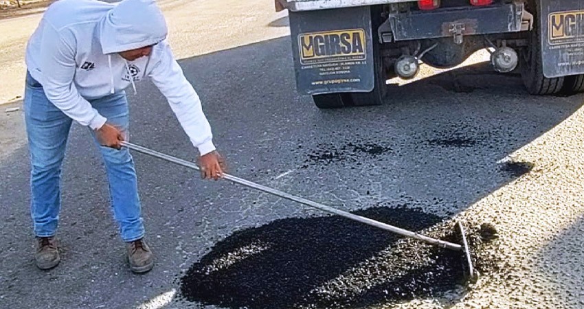 Cubren más de 150 baches en El Pescadero y Todos Santos