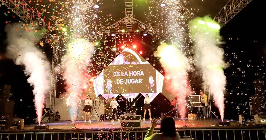 Afina DIF La Paz detalles para su participación en el Carnaval 2024