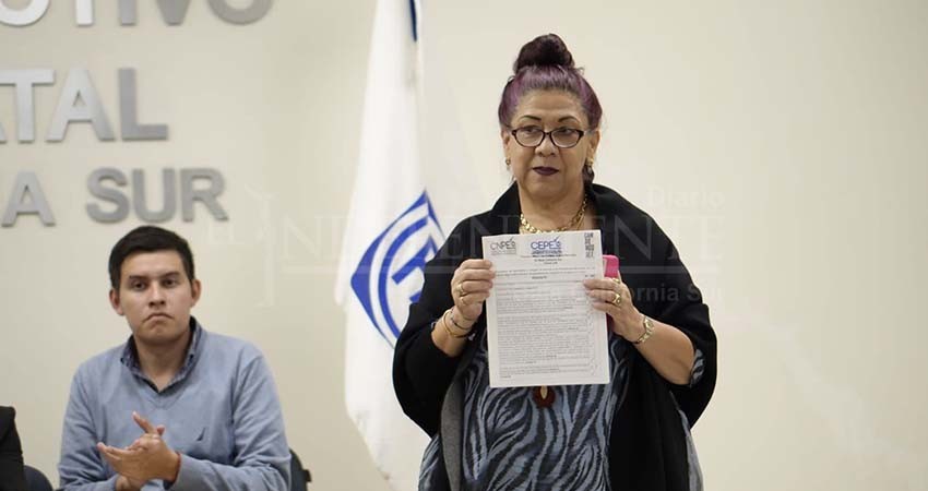 Precandidata del PAN por La Paz, Alicia Uribe, impugna proceso interno ante el TEEBCS Precandidata del PAN por La Paz, Alicia Uribe, impugna proceso interno ante el TEEBCS