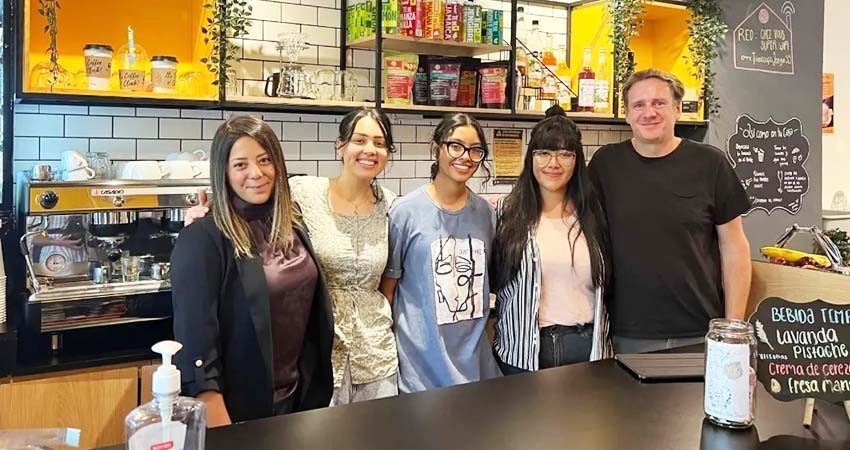 Cantidad de negocios en México aumentó 4.9%: INEGI