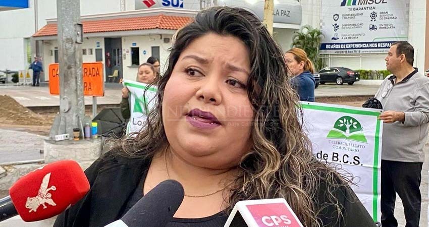 Paga gobierno del estado quincenas atrasadas a docentes de Telebachillerato comunitario