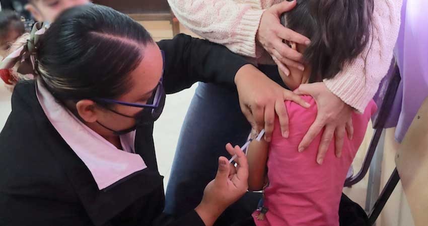 Llama la SSA a vacunar a menores de seis años contra sarampión