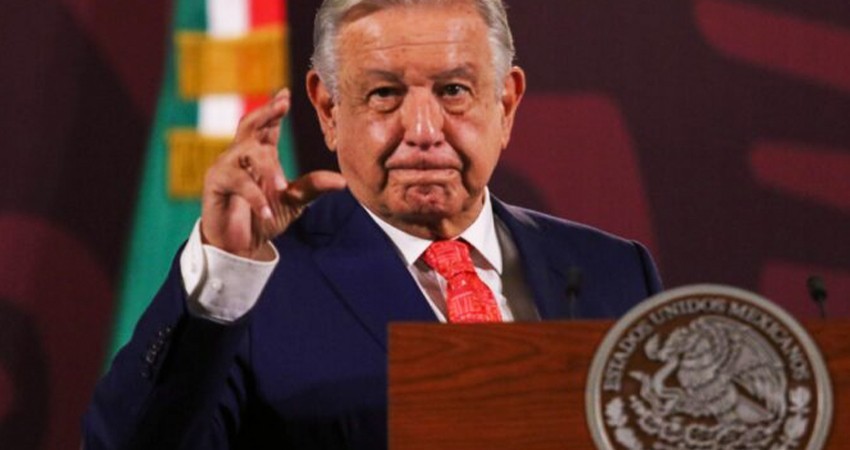 AMLO pide aplazar reformas laborales sobre aumento de aguinaldo, paternidad y reducción de jornada laboral AMLO pide aplazar reformas laborales sobre aumento de aguinaldo, paternidad y reducción de jornada laboral