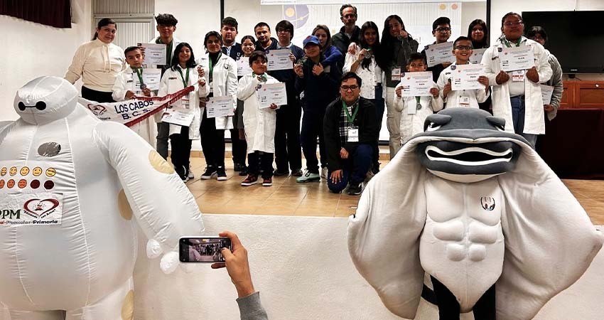 Participan jóvenes sudcalifornianos en concurso de ciencia y tecnología Participan jóvenes sudcalifornianos en concurso de ciencia y tecnología