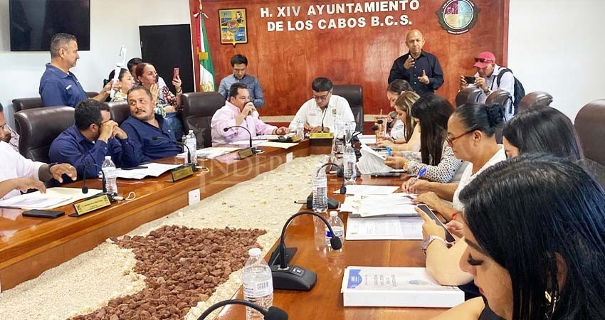 Se van tres elementos del Ayuntamiento de Los Cabos; harán campaña Se van tres elementos del Ayuntamiento de Los Cabos; harán campaña