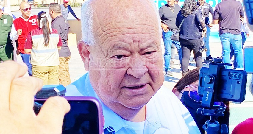 Niega el gobernador de BCS veto a la reforma de adopción homoparental