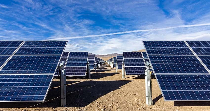 México está rezagado en su transición energética, afirma Moody’s