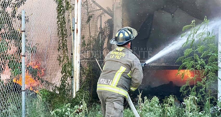 Bomberos: Descuidos, causa de incendios en casa habitación