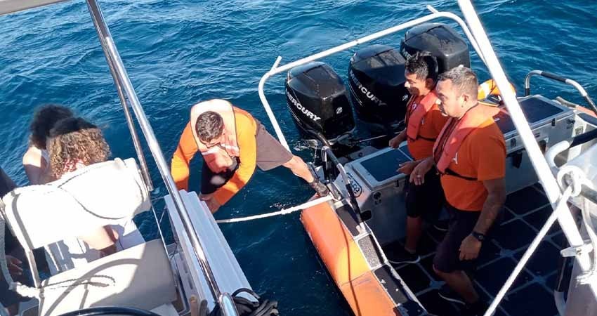 Marina realiza evacuación médica de una menor, en inmediaciones del canal de San Lorenzo Marina realiza evacuación médica de una menor, en inmediaciones del canal de San Lorenzo