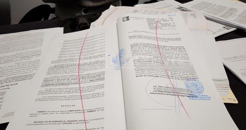 Dirección de Transporte BCS niega permisos a transportadoras; Tribunal ha dado sentencias a favor del sector