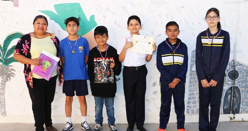 Escuela “Niños héroes”, obtiene reconocimientos en certificación de inglés