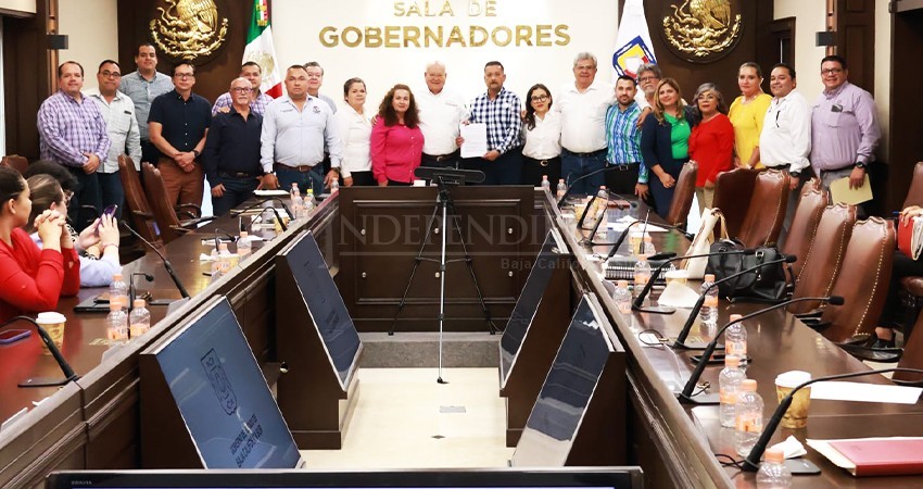 Gobierno de BCS y Sindicatos firman acuerdo sobre aumento salarial