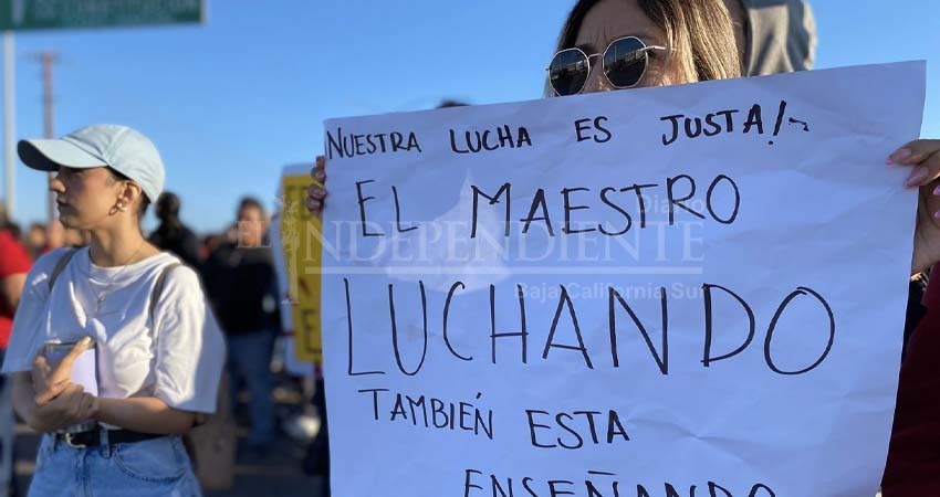 Magisterio: Nuestro paro laboral continuará hasta que nos reciba el gobernador