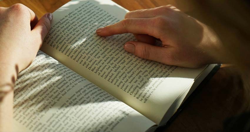 Lectura entre mexicanos baja 14% en 9 años: Inegi