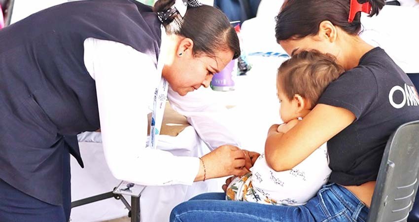 Realizan exitosa jornada de vacunación infantil en BCS