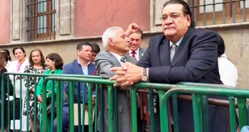 Legisladores de Morena-PT-PVEM se reúnen con AMLO en Palacio Nacional Legisladores de Morena-PT-PVEM se reúnen con AMLO en Palacio Nacional