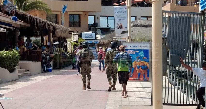 Turistas califican como sucio a Los Cabos Turistas califican como sucio a Los Cabos