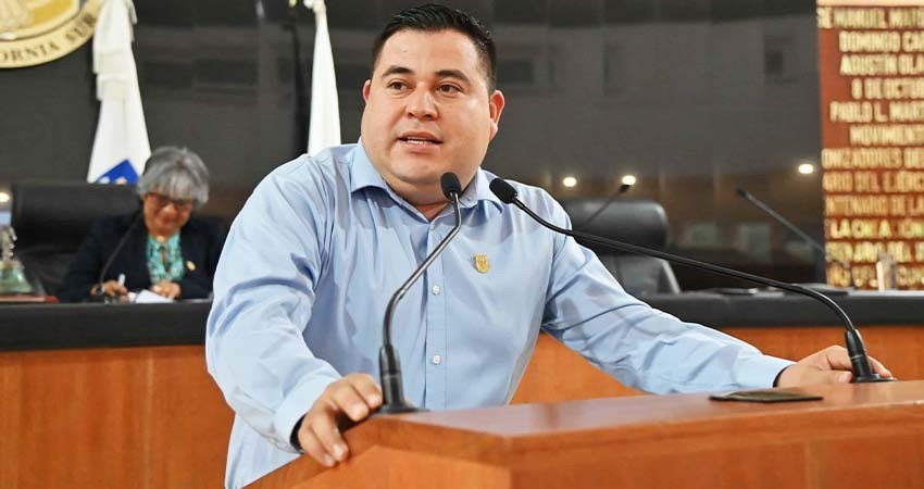 Llaman a los tres niveles de gobierno para que implementen políticas públicas que propicien la recarga de los mantos acuíferos Llaman a los tres niveles de gobierno para que implementen políticas públicas que propicien la recarga de los mantos acuíferos