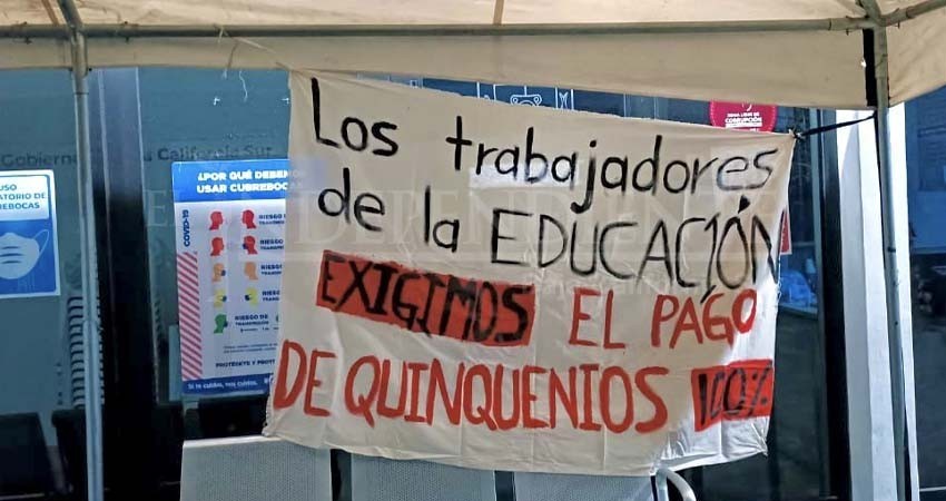 De nuevo, maestros toman las 3 sedes de la Secretaría de Finanzas en La Paz