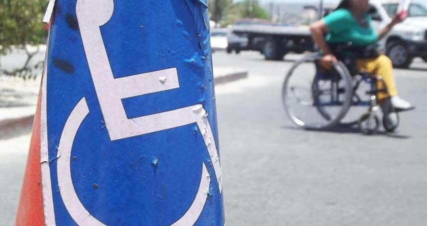 Exhorta la Dirección de Inclusión del Ayto de La Paz a respetar “cajones azules”